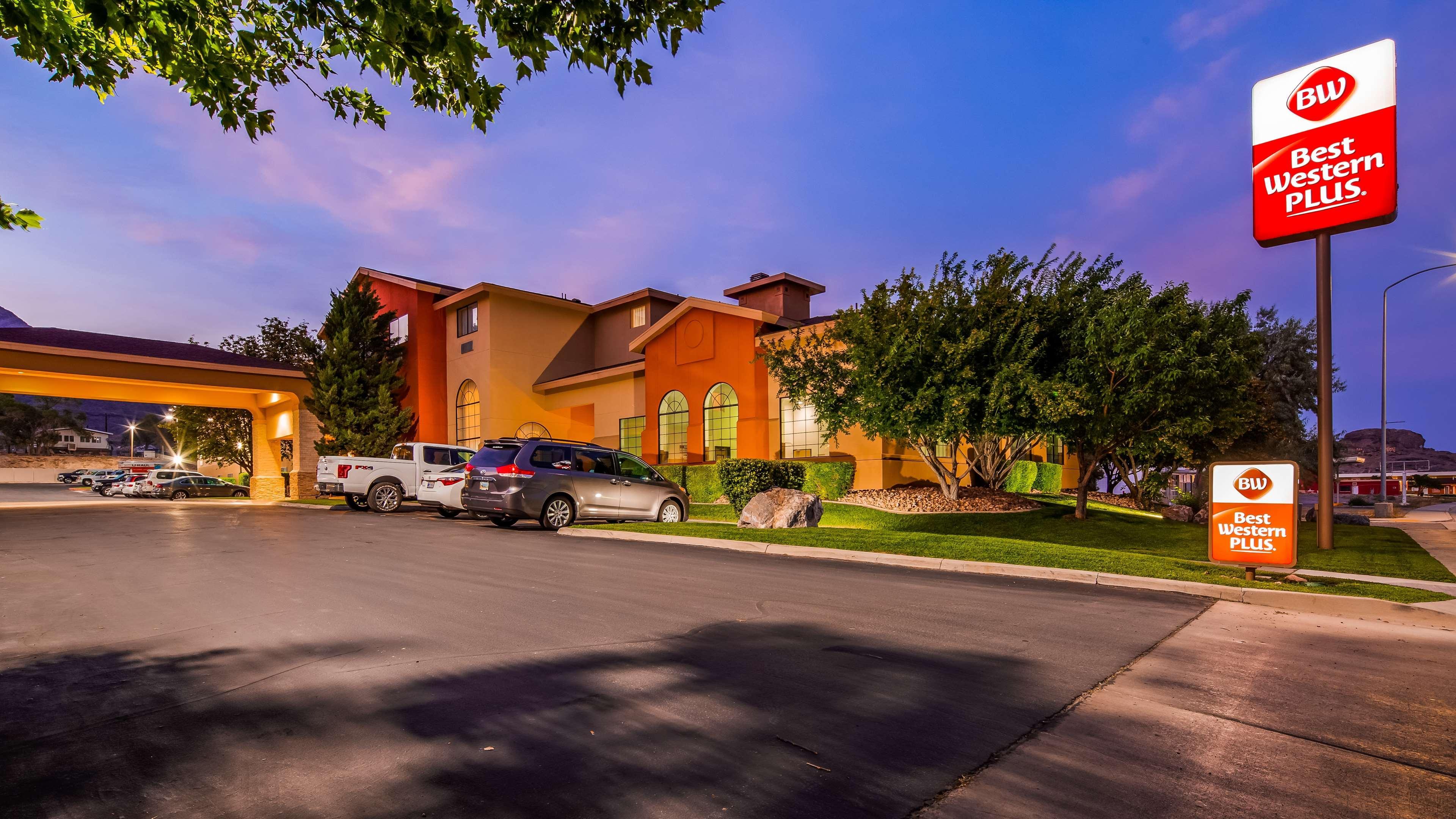 Best Western Plus - Wendover Inn Exterior photo